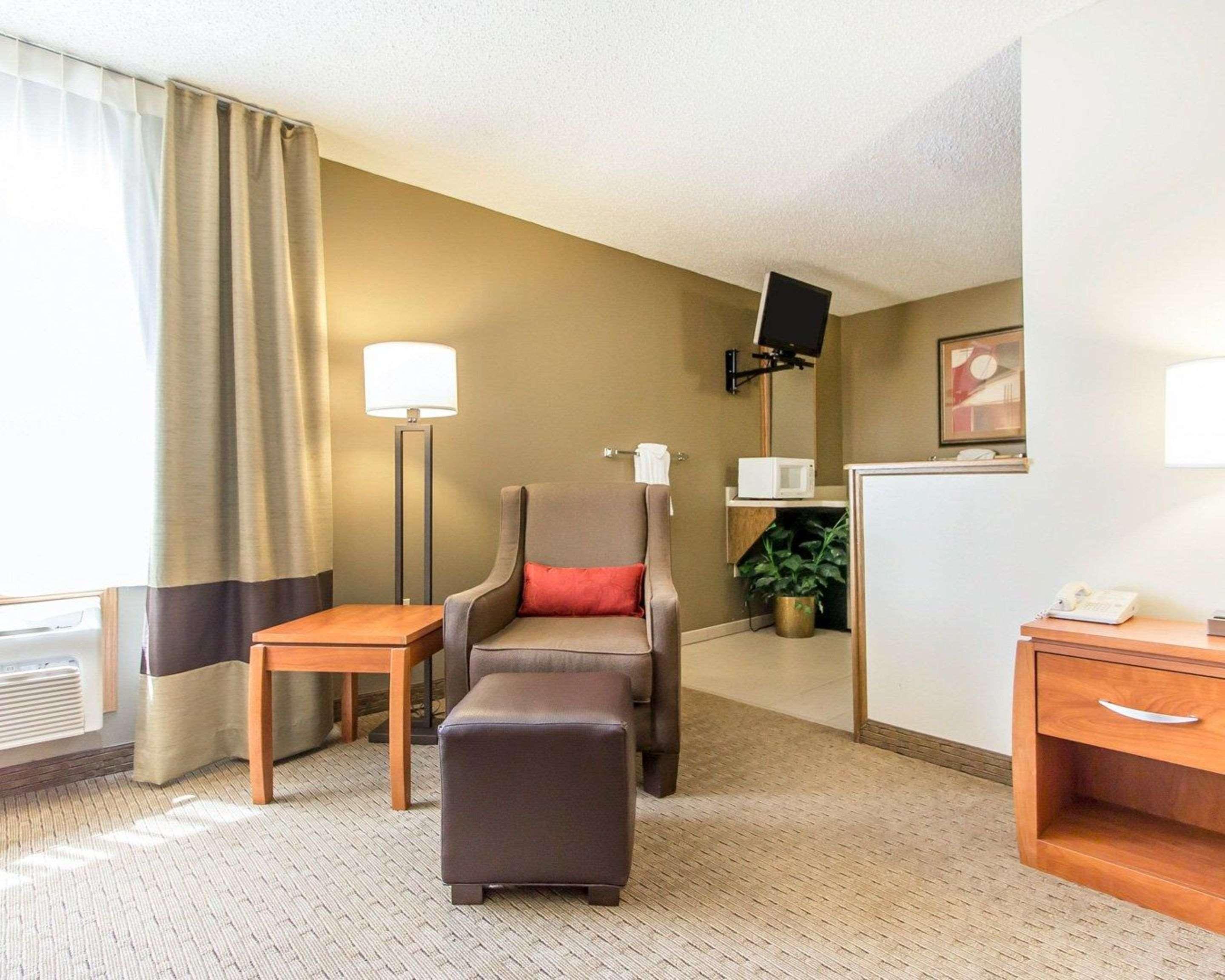 Comfort Inn Valentine Exterior photo
